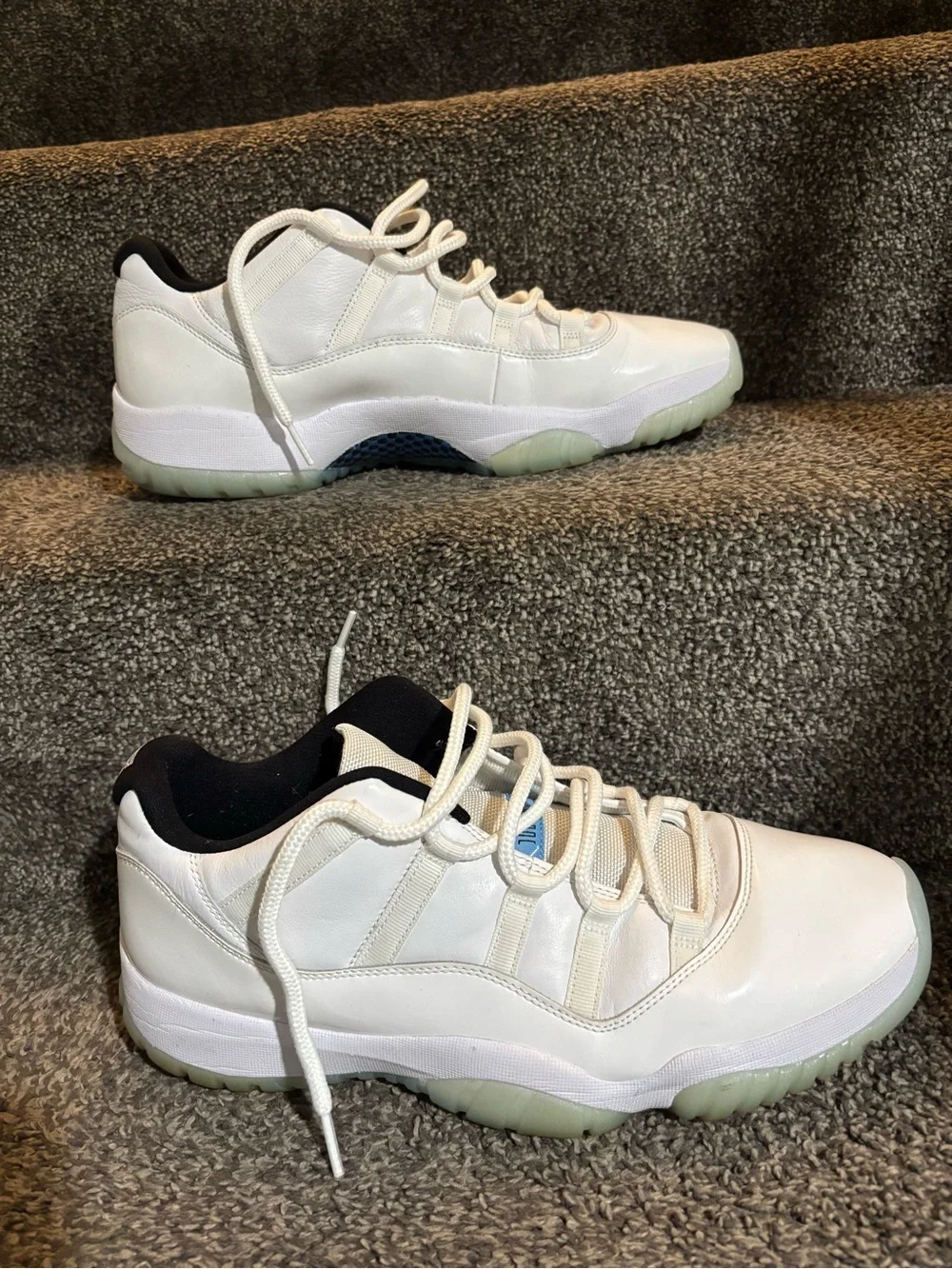 Nike air Jordan 11 Retro Low Legend Blue size 13